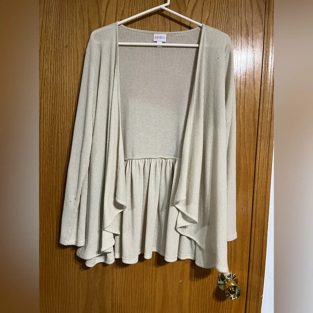 Lularoe cardigan - Picture 1 of 4
